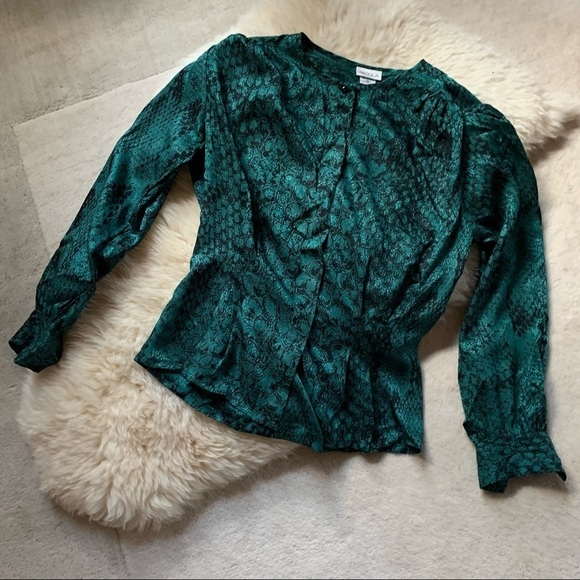 Vintage Nicola Green Snake Print Button Down Blouse with Shoulder Pads Small - Picture 2 of 7